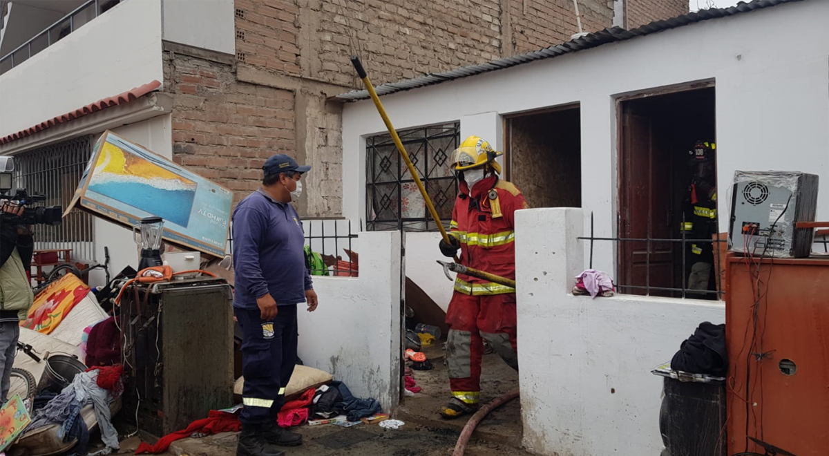 Villa El Salvador Niña de 4 años muere atrapada dentro de incendio en