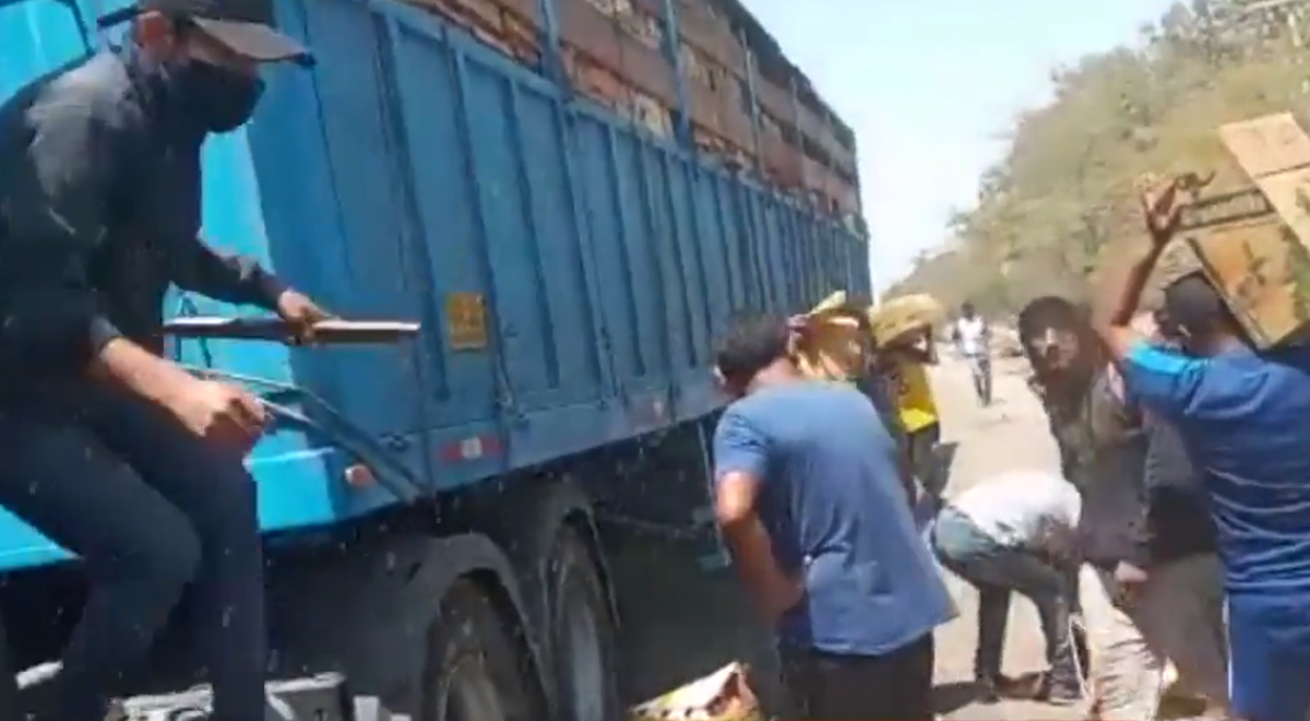 Paro Agrario En Ica Saquean Cami N De Frutas En La Panamericana Sur