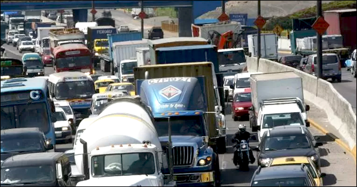 Paro De Transportistas 2022 Camioneros Bloquean Tramos De La