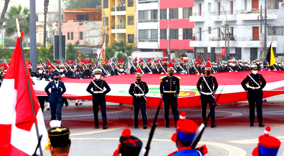 Historia de la bandera del Perú cómo nació la idea diseño dónde se