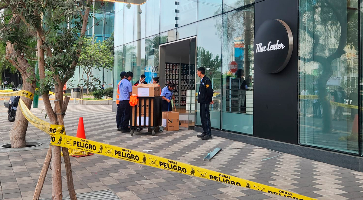 San Isidro A Combazos Rompen Mampara De Tienda Para Llevarse Decenas