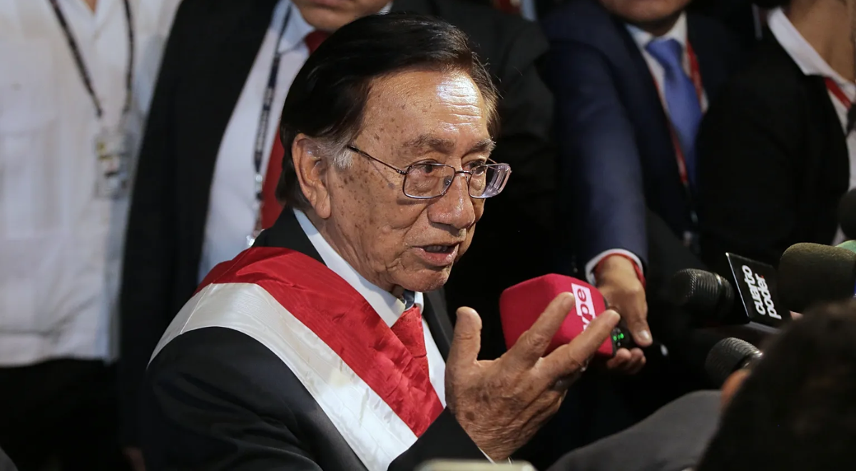 José María Balcazar reafirma a sua posição sobre o casamento infantil e provoca indignação entre os cidadãos: “Não é crime…”