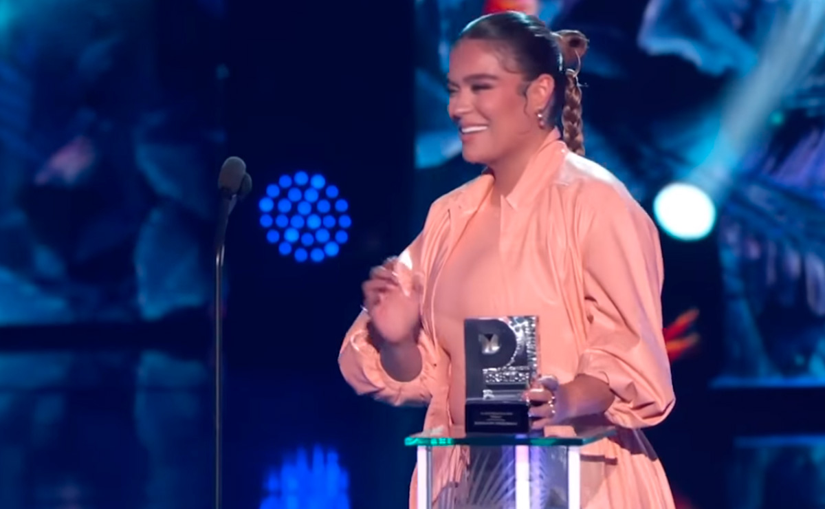 Karol G Premios Juventud: Se Rumorea Posible Embarazo Tras Presentación ...