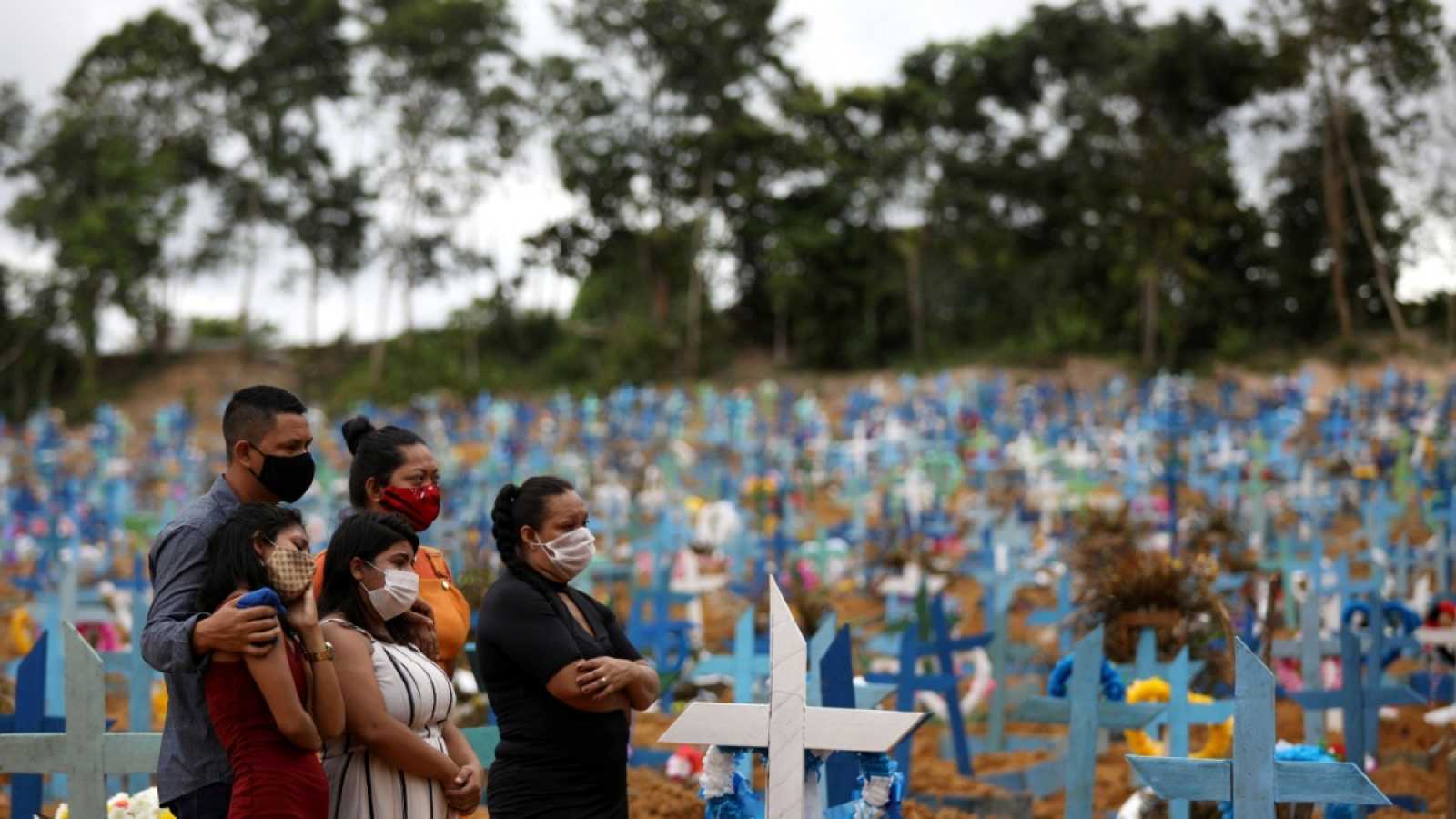 Brasil registró por primera vez más de 4.000 muertos por coronavirus en ...