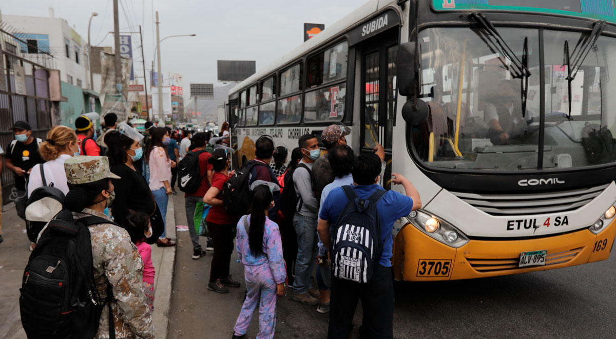 Paro de transportes gremios formales anuncian medida para el próximo 8