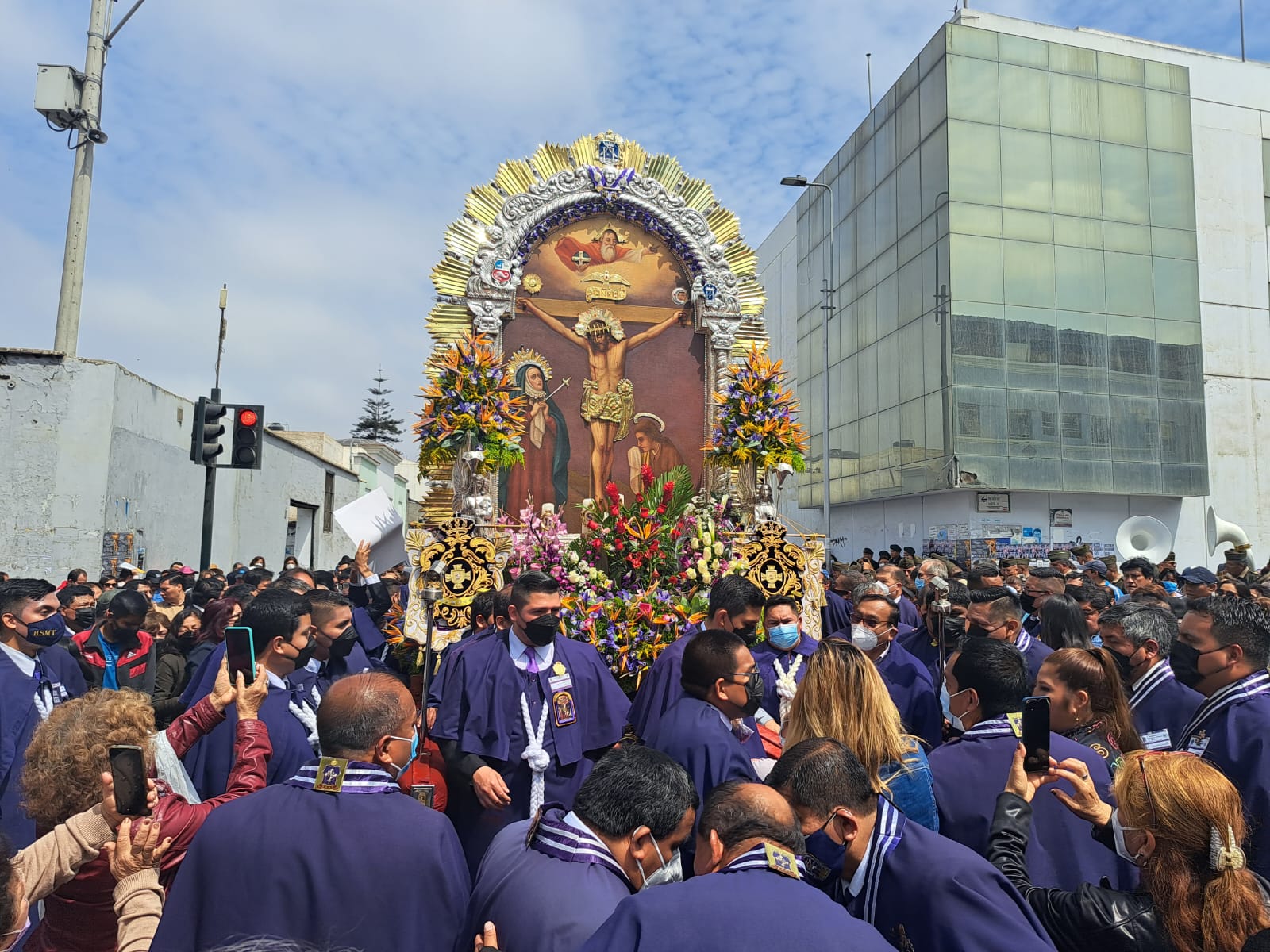 Señor de los Milagros ¿Quién pinto la imagen del Cristo Moreno? El