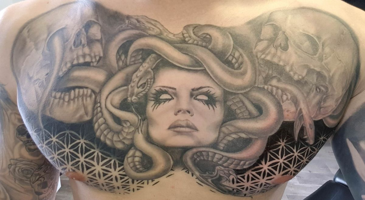 Qué significado tiene el tatuaje de Medusa? | El Popular