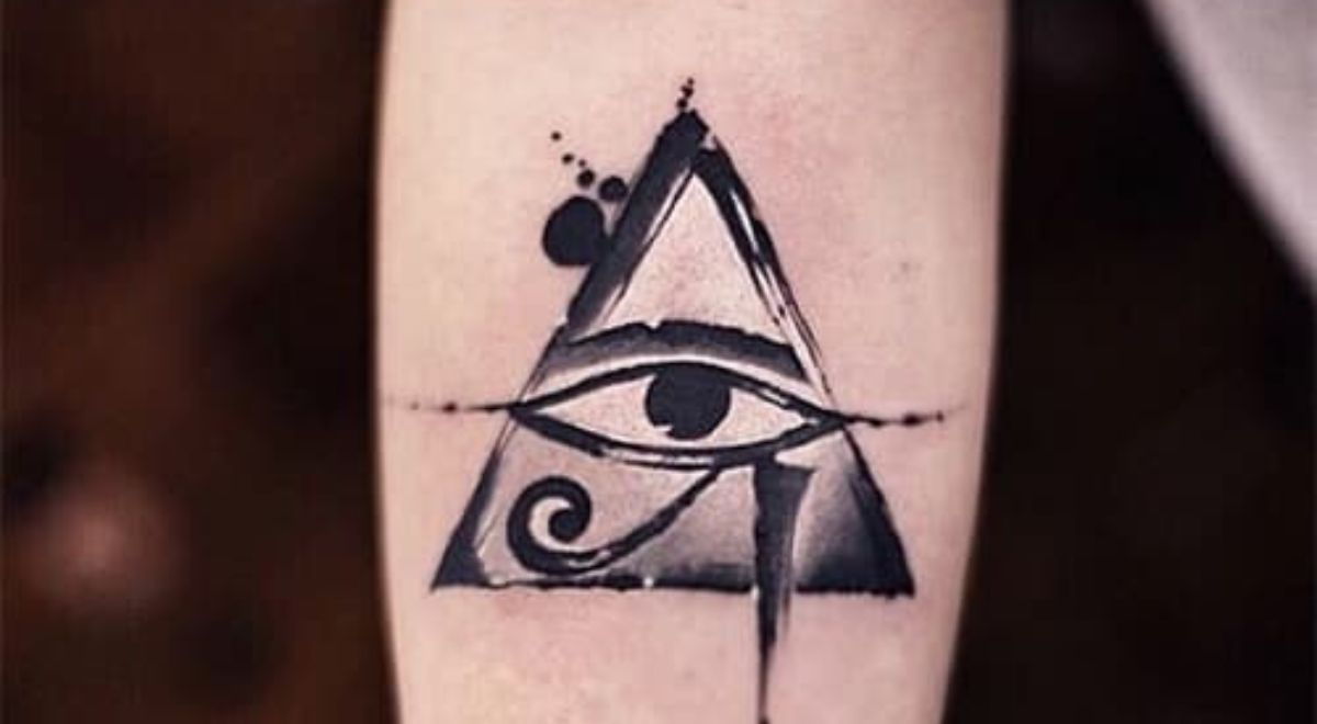 Descubre el poderoso significado del tatuaje Ojo de Horus o Udyat | El  Popular