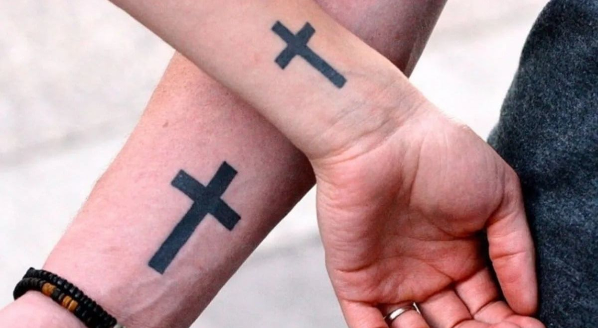 Conoce el significado de los tatuajes de cruz, símbolo de la fe | El Popular