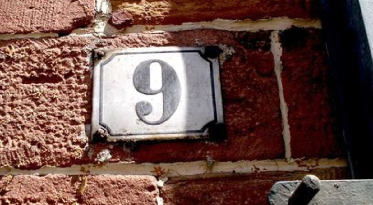 El 9 como número de base y estructura en numerología avanzada