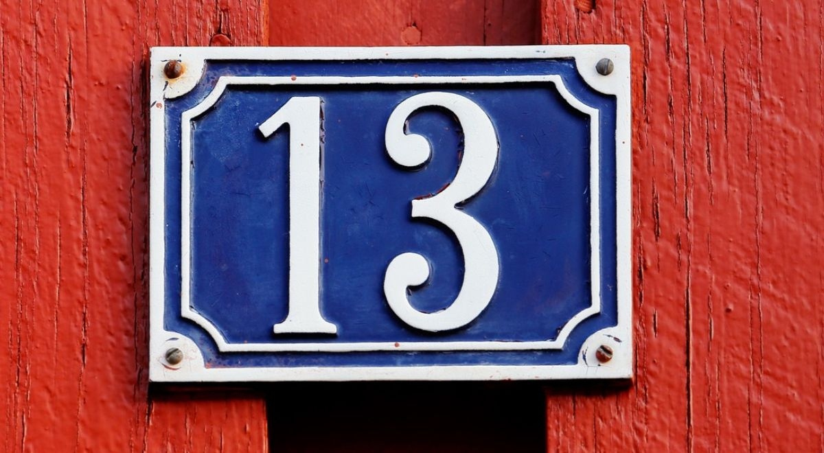 Significado del número 13 en la Biblia y simbolismo religioso