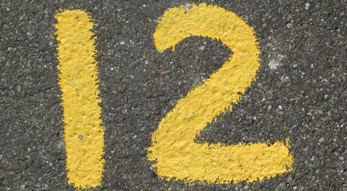 ¿Cuál es el significado espiritual del número 12, según la numerología?