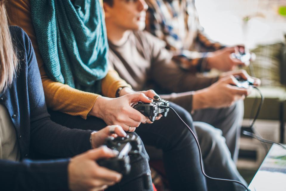 La era del social gaming, construyendo comunidades virtuales a través de videojuegos  El Popular