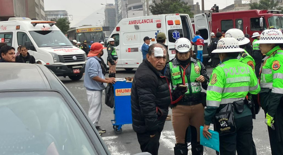Cercado de Lima: Triple choque de autos deja seis heridos en el cruce ...