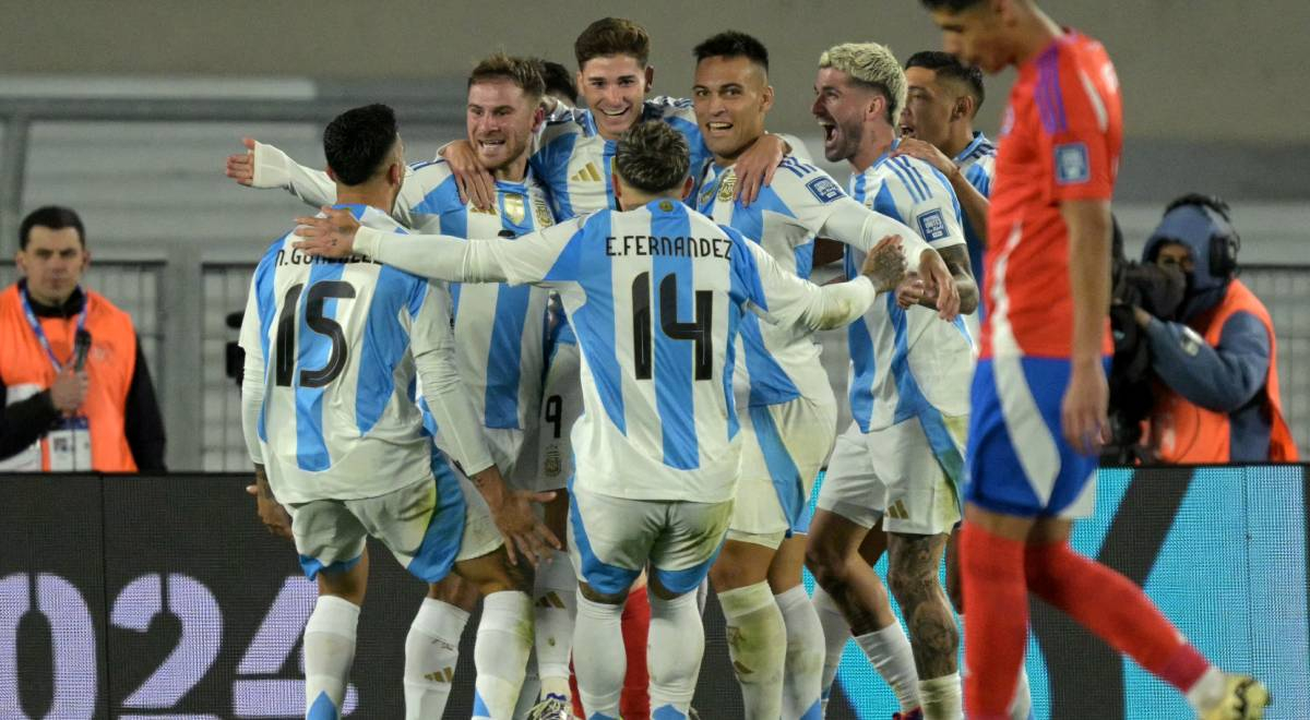  Argentina goleó 3-0 a Chile en el Monumental. Foto: GLR