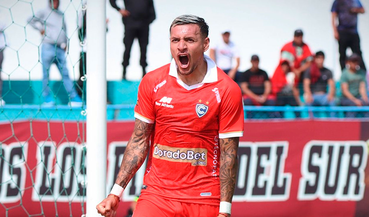 Carlos Garcés, de Cienciano