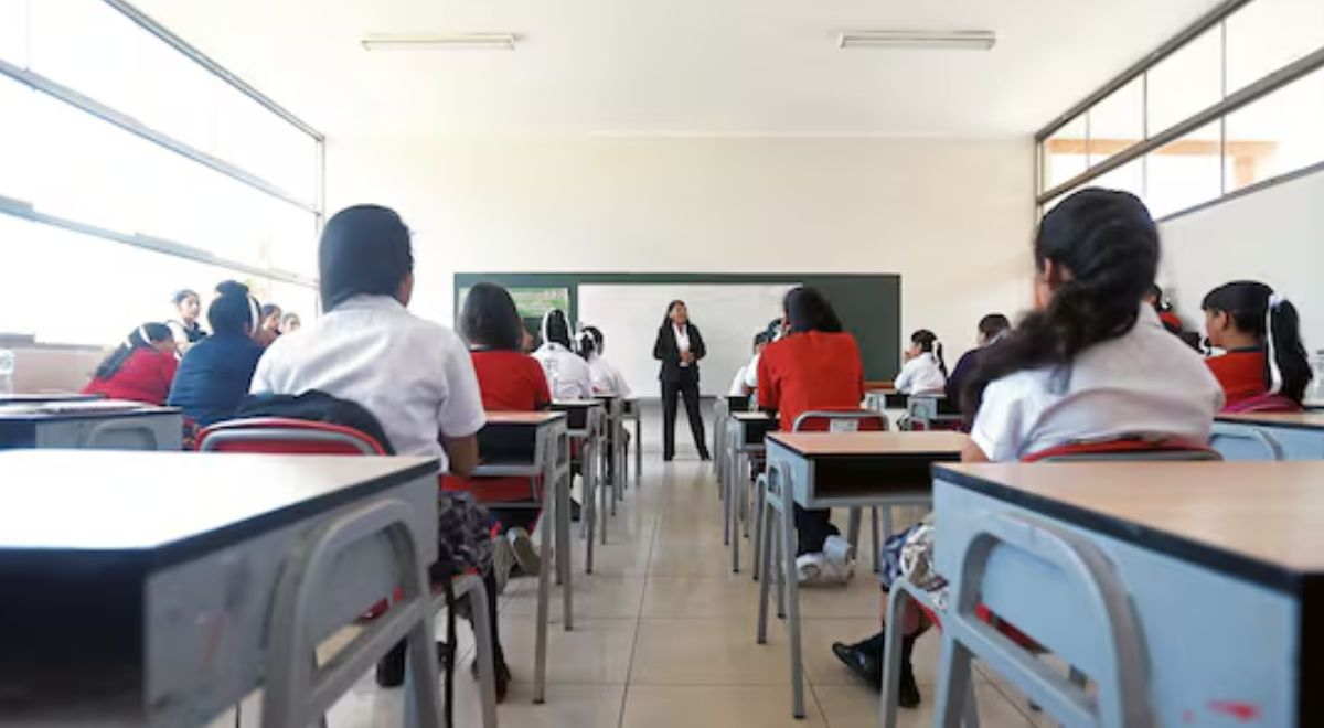 ¿Se suspenden las clases escolares este