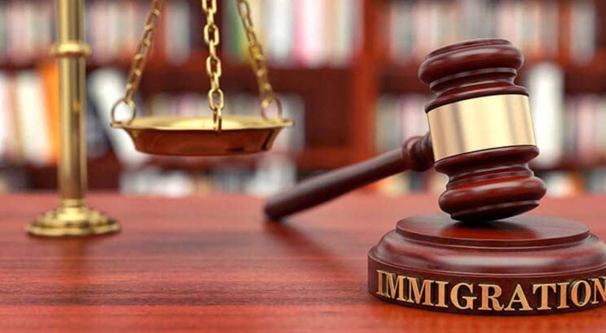 서류미비 이민자이신가요? 무료 또는 저렴한 비용으로 법률 자문을 받는 방법을 알아보세요. 서류미비 이민자이신가요? 무료 또는 저렴한 비용으로 법률 자문을 받는 방법을 알아보세요.