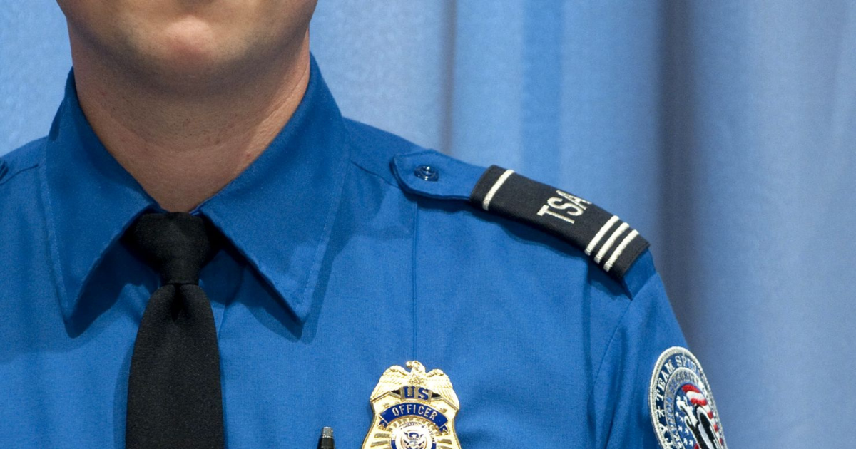TSA emite alerta importante aos viajantes de Natal: multas ultrapassam US$ 17 mil TSA emite alerta importante aos viajantes de Natal: multas ultrapassam US$ 17 mil