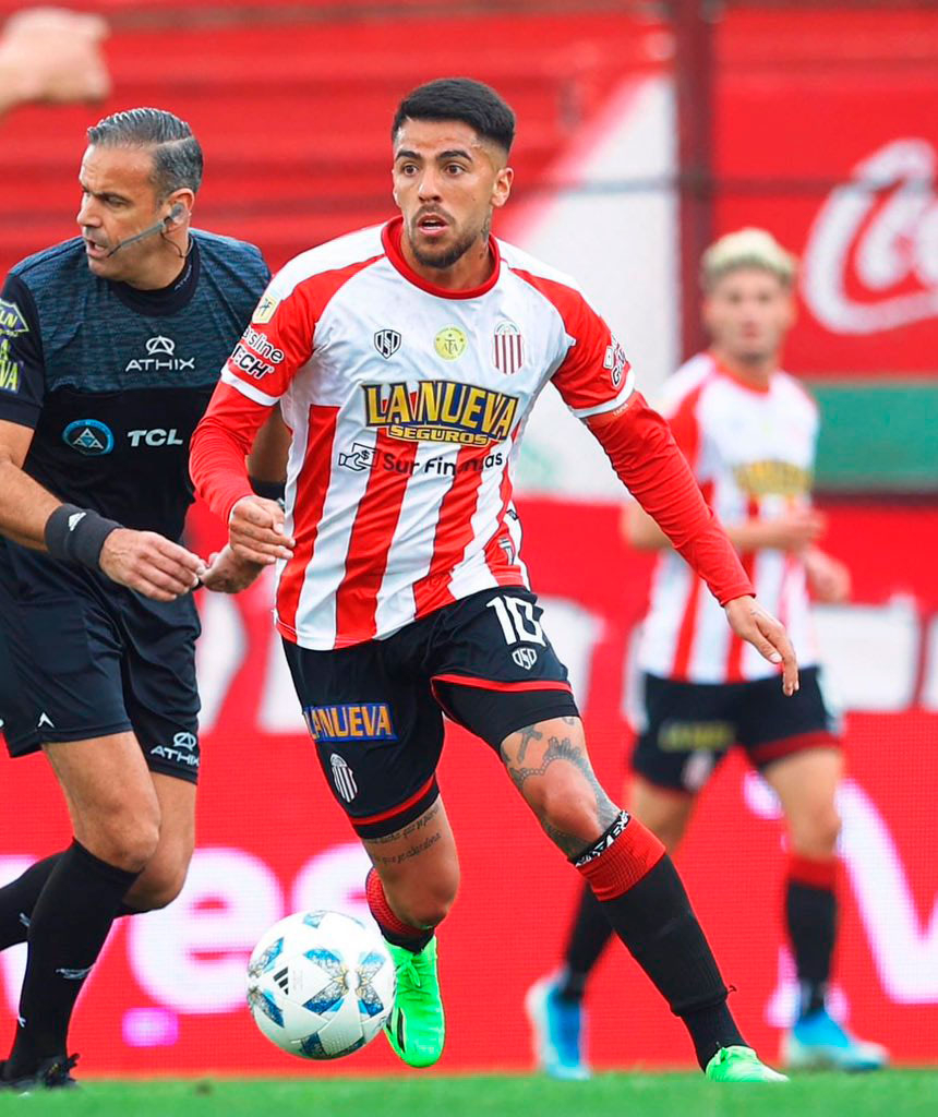 O universitário dará COUP na América do Sul: assinará o filho do vice-presidente da CONMEBOL e a atual promessa do futebol argentino.