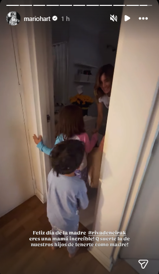 Mario Hart sorprende a Korina con gesto por el Día de la Madre  