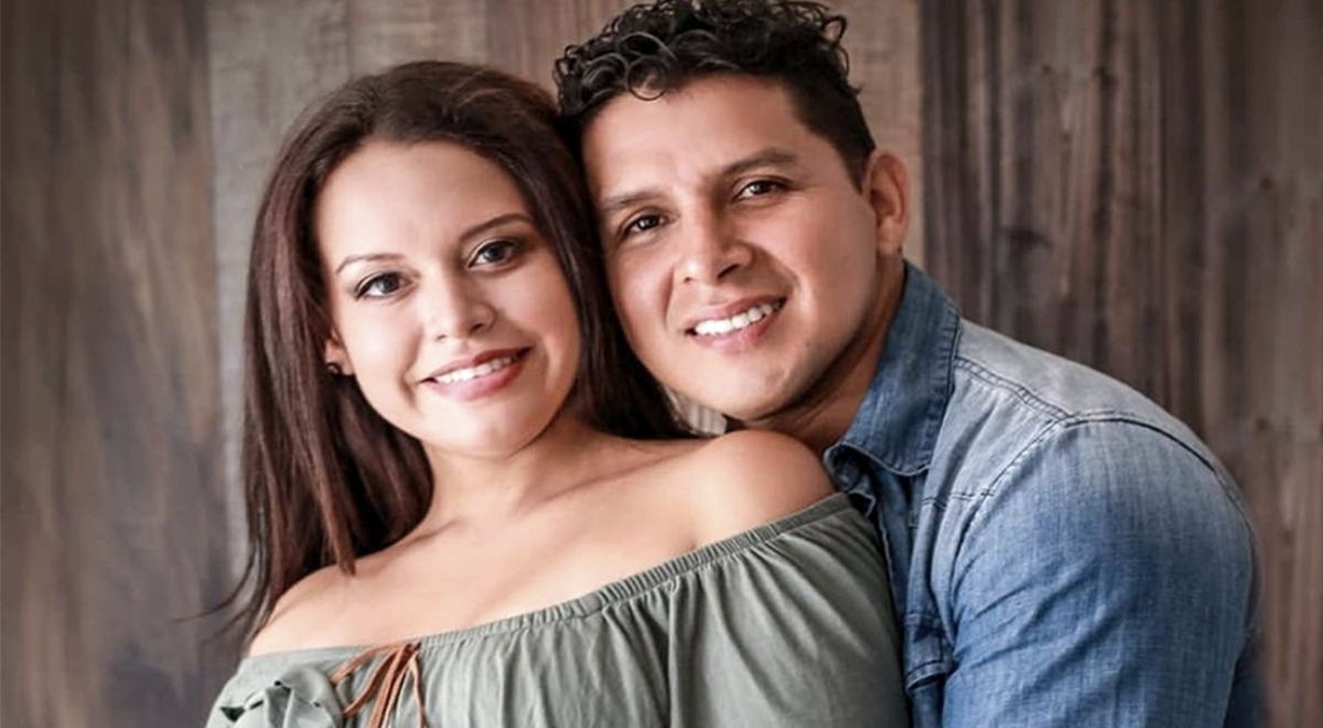 Néstor Villanueva réaffirme l’augmentation de la pension de Floor Polo pour une photo
